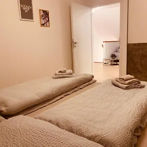 Modern&cozy 2 Wohnung, Netflix, Parkplatz Salzweg